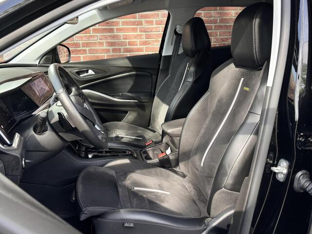 Opel Grandland GSE 1.6 PHEV Hybrid4 300pk e-EAT8 4x4 | ALCANTARA / LEDER | LED PIXEL VERLICHTING | AGR-STOELEN | TREKHAAK | NAVI | OPEL PURE PANEL | ISOFIX | KEYLESS | KONI ONDERSTEL |
