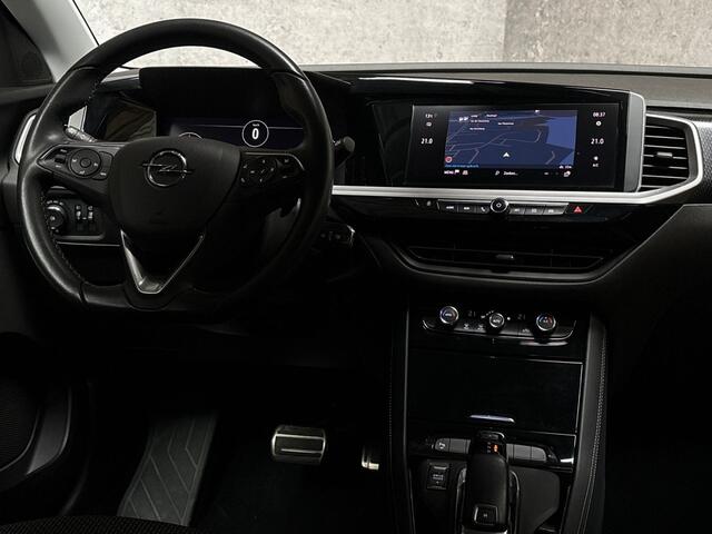 Opel Grandland 1.2 Turbo GS Line Automaat (VIRTUAL COCKPIT, BLACK PACK, APPLE CARPLAY, GROOT NAVI, 360 CAMERA, SPORTSTOELEN, LANE ASSIST, CRUISE, NIEUWSTAAT)