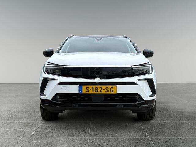Opel Grandland GS 1.2 Turbo 130pk TWO-TONE! | 360° CAMERA | TREKHAAK | VOORRUIT VERW. | NAVI | ISOFIX | APPLE CARPLAY / ANDROID AUTO |
