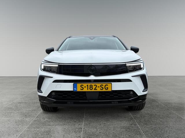 Opel Grandland GS 1.2 Turbo 130pk TWO-TONE! | 360° CAMERA | TREKHAAK | VOORRUIT VERW. | NAVI | ISOFIX | APPLE CARPLAY / ANDROID AUTO |