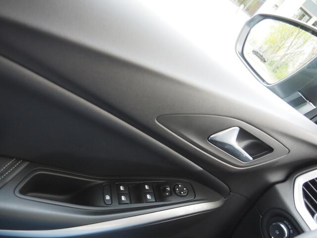 Opel Grandland 1.6 Turbo Plug-in-Hybrid 150 pk Edition|Navi|Trekh