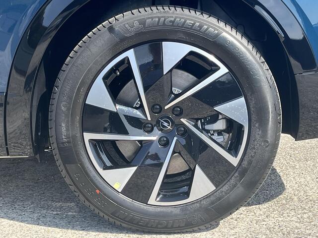 Opel Grandland Electric GS EV 73kWh 210pk | PANARAMADAK | 360° GRADEN CAMERA | AGR-STOELEN |