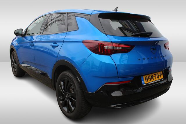Opel Grandland 1.2 Turbo GS All season banden l Stuur + Stoel verwarming l Voorruit verwarming l Applelandroid carplay l Airco l Navi