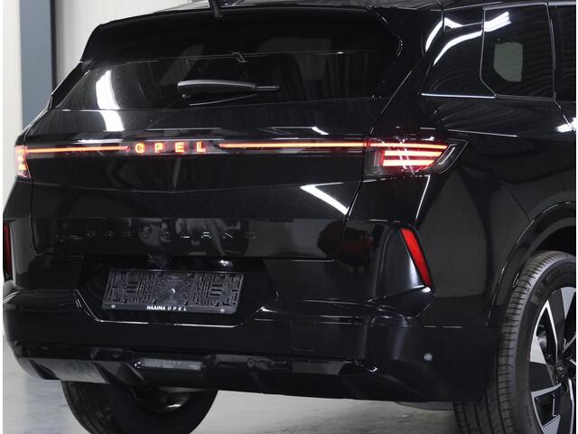 Opel Grandland Electric Business Edition 73 kWh | 17% bijtelling | Snel rijden | Schuif/kantel dak | Dodehoek detectie | Warmtepomp | 360° camera | Focal | Head-up display | Matrix LED |