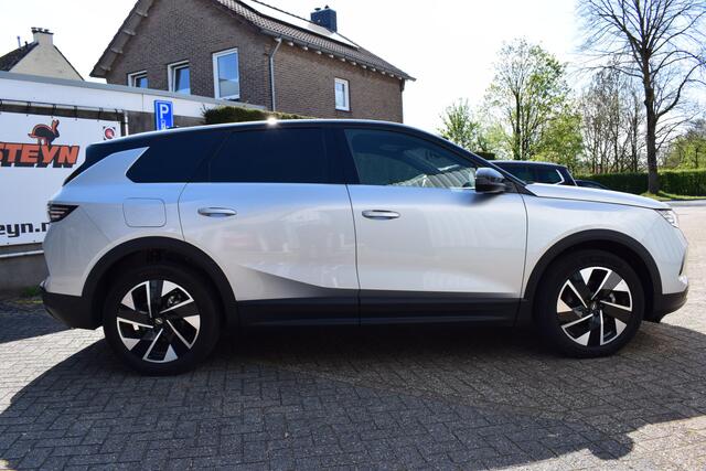 Opel Grandland 1.2 Turbo Hybrid GS line