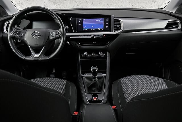 Opel Grandland 1.2 Turbo Business Edition | Camera | LED koplampen | Trekhaak | Navigatie