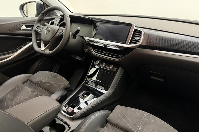 Opel Grandland 1.2 Turbo 145pk Automaat Hybrid GS | Alcantara | Navigatie | Elektrische achterklep | Matrix LED verlichting | Stoel- en stuurverwarming | Zwart dak