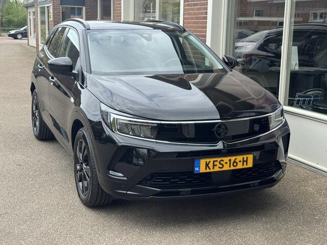 Opel Grandland 1.2 Turbo GS Line Automaat, 130 Pk, Airco/ECC, Apple Carplay/Android Auto,