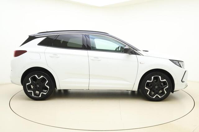 Opel Grandland 1.2 Turbo Ultimate | AGR - Stoelen | Climate & Cruise Control | 19INCH | Elektrische Achterklep | Stoelverwarming |