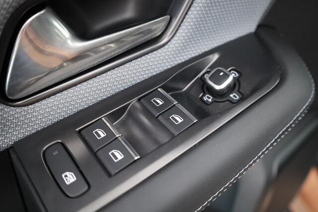 Opel Grandland Electric GS 73 kWh | Orig. NL | Rijklaar! | S/K-Dak | HUD | Adapt. Cruise | 360*+PDC | Stuur-stoelverw. | Focal | Elek. Klep | Nav+App.Connect | Led | 20'' V