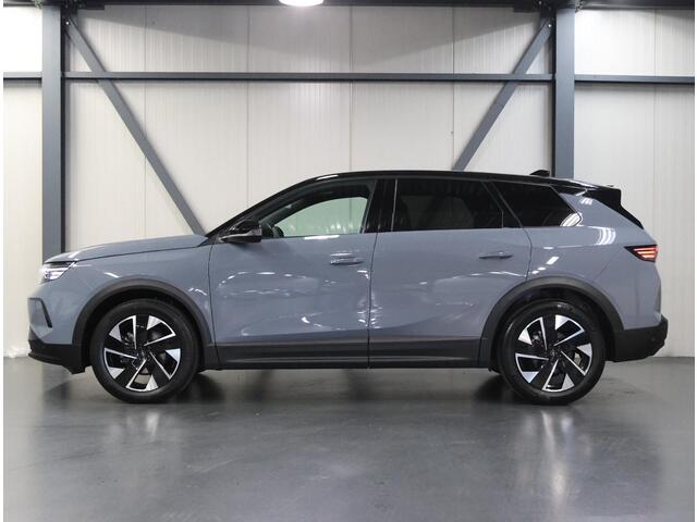 Opel Grandland 1.2 145PK Turbo Hybrid GS | 1ste eigenaar | Head-up display | AppleCarPlay/AndroidAuto | Navigatie | Adaptieve Cruise Control | Keyless | AGR Stoelen | Stoel/Stuur/Voorruitverwarming | FULL LED | 360'Camera | Isofix | Privacy Glass |