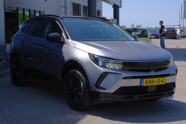 Opel Grandland 1.2 Turbo 131 PK Automaat GS Line, Memory, Camera, Carplay, Stoelverwarming, Cruise Control