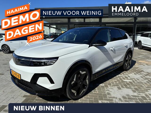 Opel Grandland Electric Ultimate AWD 73 kWh | DEMO | ECC | Panorama dak | Navigatie | Leder | AGR | Matrix-LED | Camera | Winter Pakket | 20" LM-Velgen |