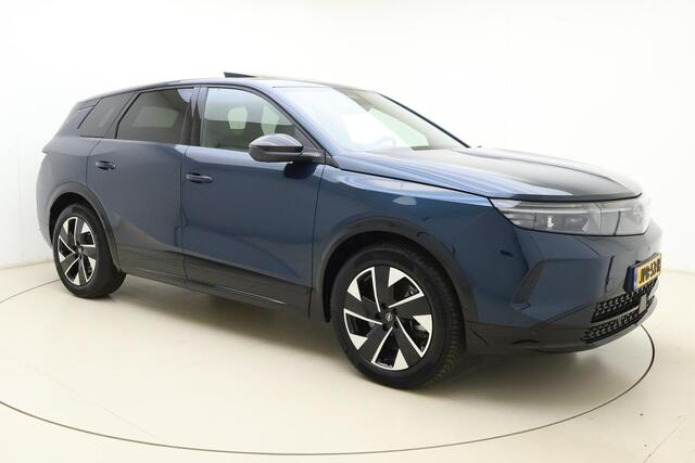 Opel Grandland Electric Business Edition 73 kWh 213pk | Panoramadak | Waterpomp | Climate Control | Navigatie | 360 Camera | Stoel-Stuurverwarming | LED Matrix Verlichting | HUD