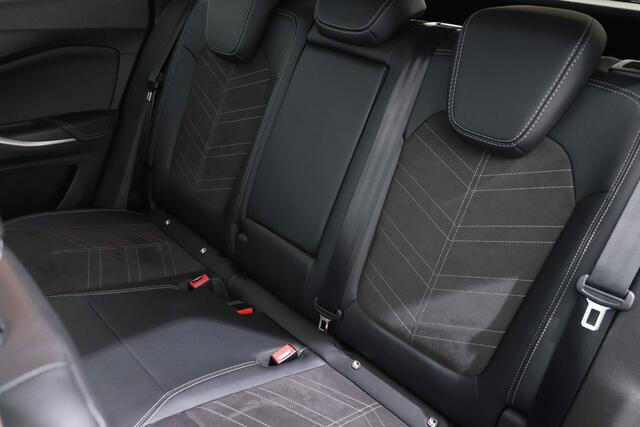 Opel Grandland 1.6 TURBO HYBRID 300PK 4X4 ULTIMATE AUT8 | Navi | Winterpakket | Trekhaak
