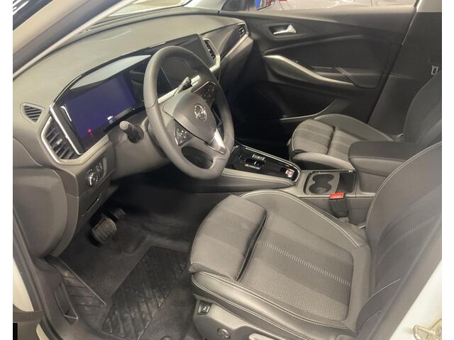 Opel Grandland 1.2 Turbo GS Automaat Stoel en stuur verwarming/AGR stoelen.