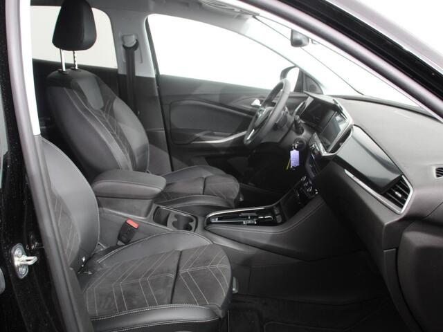 Opel Grandland 1.2 Turbo GS Automaat Navigatie Apple Carplay/Android Auto Camera Parkeersensoren Adaptive Cruise Control Dodehoekdetectie Stoel-en stuurverwarming Climate Control Lichtmetalen velgen