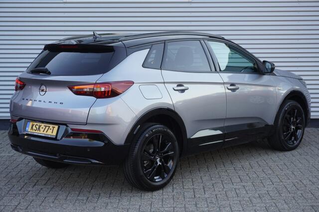 Opel Grandland 1.2 Turbo GS / Automaat / Camera / AGR-stoelen / Winterpakket / Adaptive Cruise