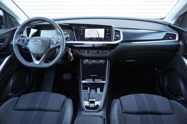 Opel Grandland 1.2 Turbo GS / Automaat / Camera / AGR-stoelen / Winterpakket / Adaptive Cruise