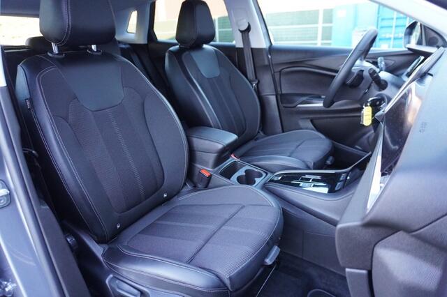 Opel Grandland 1.2 Turbo GS / Automaat / Camera / AGR-stoelen / Winterpakket / Adaptive Cruise