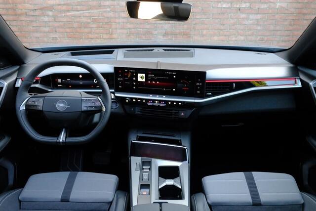 Opel Grandland 1.2 Turbo Hybrid 145pk eDCT6 GS | Navi | App Connect | Adaptive Cruise | Climate Control | Panoramadak | 360° Camera | Focal Audio | Keyless