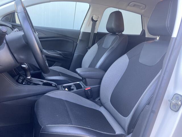 Opel Grandland X 1.2 Turbo Business Executive Automaat | Trekhaak | Apple carplay | Parkeersensoren voor en achter