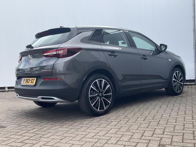 Opel Grandland X 1.6 Turbo Hybrid4 Stoelver. DAB Carplay Camera Business Elegance