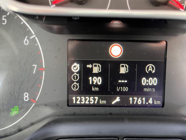 Opel Grandland X 1.2 Turbo Business Executive Panoramadak Achteruitrijcamera 18" lichtmetalen velgen