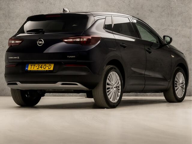 Opel Grandland X 1.2 Turbo Executive Sport (APPLE CARPLAY, GROOT NAVI, CAMERA, GETINT GLAS, SPORTSTOELEN, LEDER, LANE ASSIST, NIEUWSTAAT)