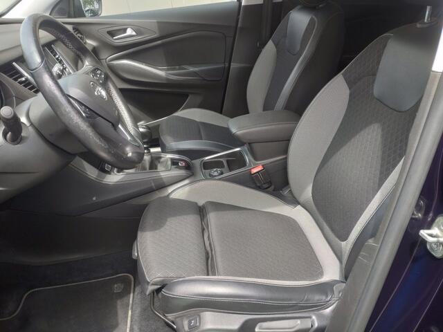 Opel Grandland X 1.2 Turbo Innovation