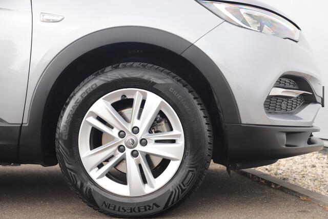 Opel Grandland X 1.2 Turbo Online Edition 131PK Trekhaak DB Riem is V.V. ! Panoramadak Navigatie Clima Cruise Rijstrooksensor Parkeersensor