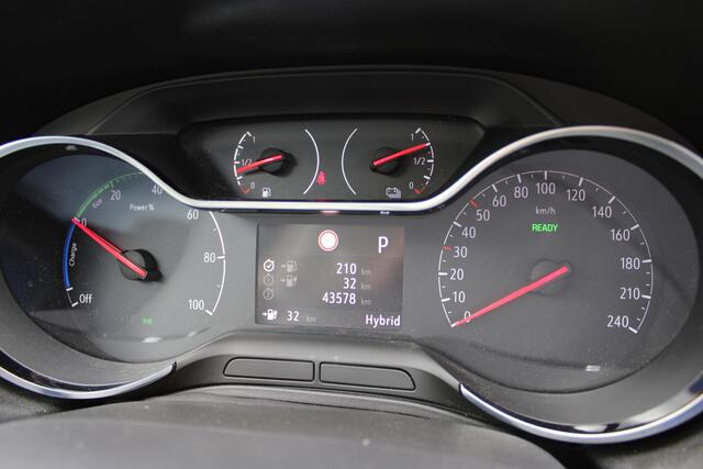 Opel Grandland X 1.6 Turbo Hybrid4 Ultimate | Trekhaak | Camera | Stoelverwarming