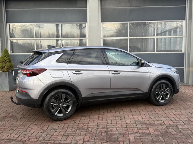 Opel Grandland X 1.2 Turbo Business Executive |Apple Carplay|handbak|Cruise|Navi|Airco|Trekhaak