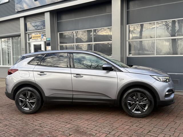 Opel Grandland X 1.2 Turbo Business Executive |Apple Carplay|handbak|Cruise|Navi|Airco|Trekhaak