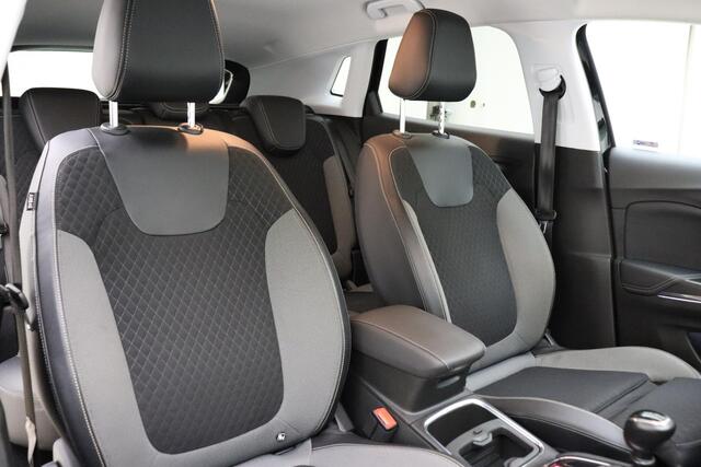 Opel Grandland X 1.2 Turbo Innovation | Navigatie | Climate control | Camera | Lichtmetalen velgen | Electrische achterklep | Getint glas | Keyless