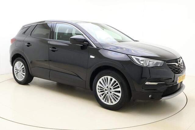 Opel Grandland X 1.2 Turbo Innovation | Navigatie | Climate control | Camera | Lichtmetalen velgen | Electrische achterklep | Getint glas | Keyless