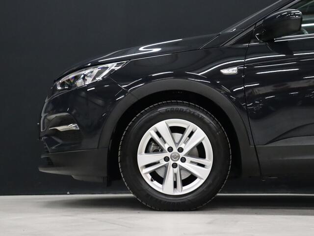 Opel Grandland X 1.2 Turbo Business Edition [APPLE CARPLAY, ANDROID, PARKEERSENSOREN V+A, NAVIGATIE, CRUISE, AIRCO, NIEUWSTAAT]