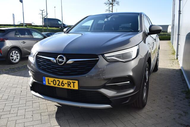 Opel Grandland X 1.2 Turbo Innovation NAVI / ECC / CAMERA