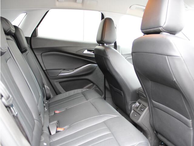 Opel Grandland X 1.6 Turbo Hybrid4 Ultimate | Navi / Leder / Camera