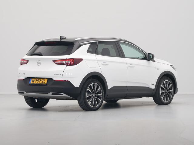 Opel Grandland X 1.6 Turbo Hybrid4 300pk Innovation Navigatie Camera Elek. klep Keyless Carplay Side Assist