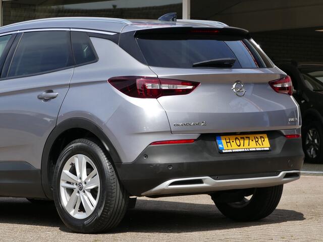 Opel Grandland X 1.2 Turbo Business Executive | achteruitrijcamera | Apple Carplay / Android auto