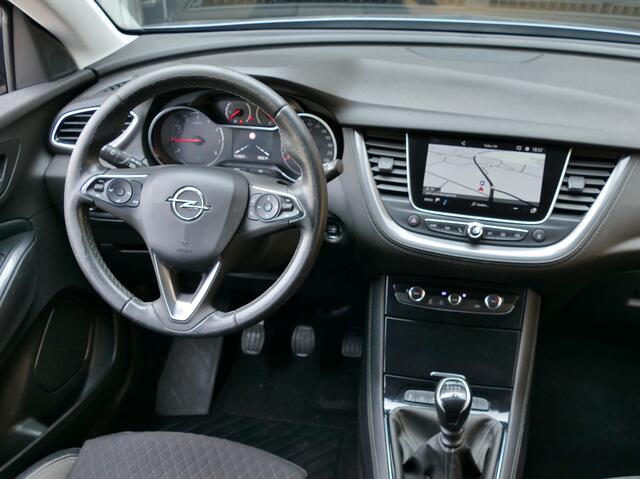 Opel Grandland X 1.2 Turbo Business Executive | achteruitrijcamera | Apple Carplay / Android auto