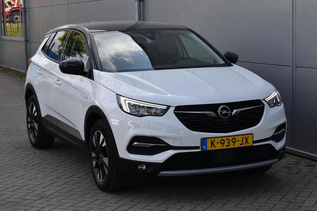 Opel Grandland X 1.2 Turbo Elegance Automaat | Navi / Camera / Climate