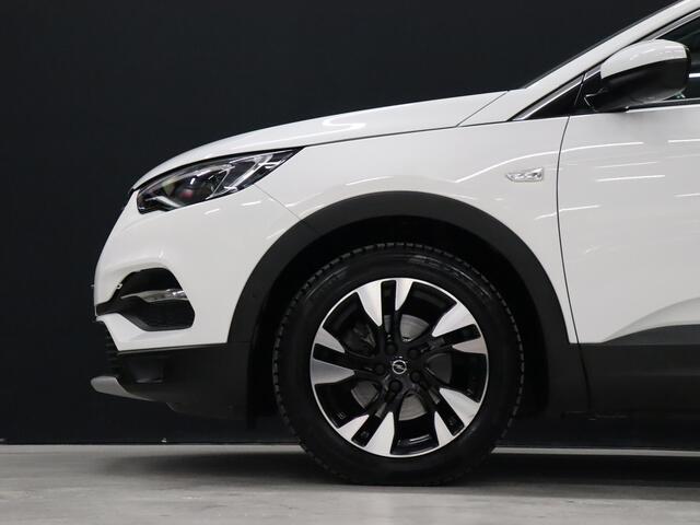 Opel Grandland X 1.2 Turbo Business Executive [TREKHAAK, APPLE CARPLAY, ANDROID, ELEK. KOFFERKLEP, PARKEERSENSOR, CRUISE, NIEUWSTAAT]