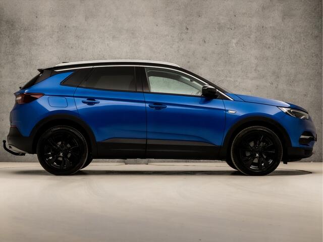 Opel Grandland X 1.2 Turbo Business Executive Automaat (APPLE CARPLAY, GROOT NAVI, ADAPTIVE CRUISE, DENON AUDIO, CAMERA, LEDER, SPORTSTOELEN, CLIMATE, LED KOPLAMPEN, TREKHAAK, NIEUWE APK, NIEUWSTAAT)