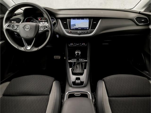Opel Grandland X 1.2 Turbo Business Executive Automaat (APPLE CARPLAY, GROOT NAVI, ADAPTIVE CRUISE, DENON AUDIO, CAMERA, LEDER, SPORTSTOELEN, CLIMATE, LED KOPLAMPEN, TREKHAAK, NIEUWE APK, NIEUWSTAAT)