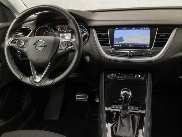 Opel Grandland X 1.2 Turbo Business Executive Automaat (APPLE CARPLAY, GROOT NAVI, ADAPTIVE CRUISE, DENON AUDIO, CAMERA, LEDER, SPORTSTOELEN, CLIMATE, LED KOPLAMPEN, TREKHAAK, NIEUWE APK, NIEUWSTAAT)