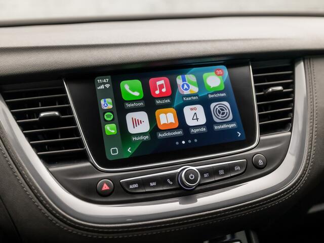 Opel Grandland X 1.2 Turbo Business Executive Automaat (APPLE CARPLAY, GROOT NAVI, ADAPTIVE CRUISE, DENON AUDIO, CAMERA, LEDER, SPORTSTOELEN, CLIMATE, LED KOPLAMPEN, TREKHAAK, NIEUWE APK, NIEUWSTAAT)