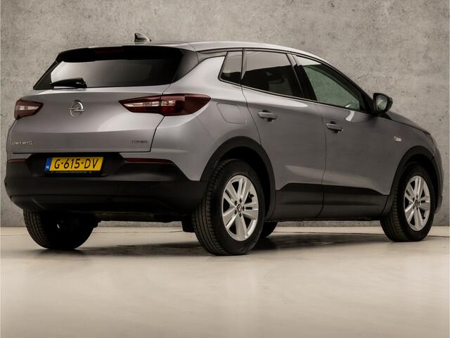 Opel Grandland X 1.2 Turbo Business+ (APPLE CARPLAY, GROOT NAVI, STUUR/STOELVERWARMING, LEDER, SPORTSTOELEN, GETINT GLAS, DAB+, LANE ASSIST, NIEUWE APK, NIEUWSTAAT)