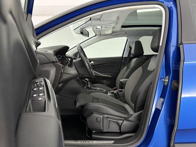 Opel Grandland X 1.2 Turbo Ultimate Pano LED Camera Carplay Trekhaak Navigatie Clima Cruise 18"LMV PDC